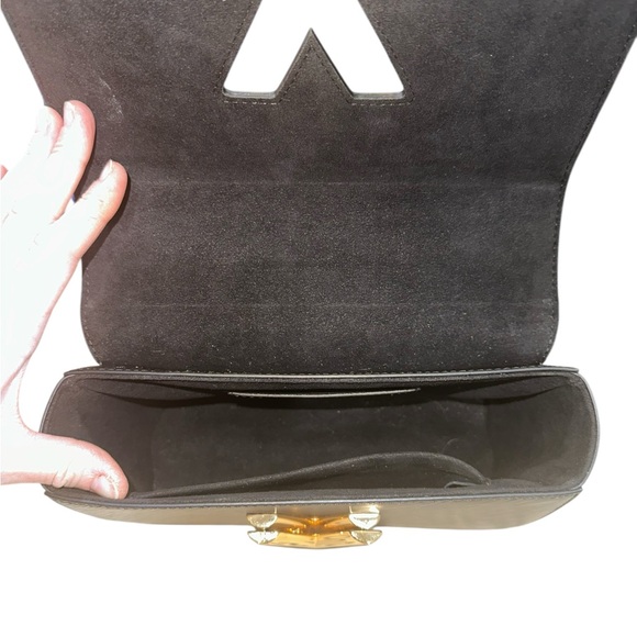 Louis Vuitton Twist MM - Picture 4 of 15